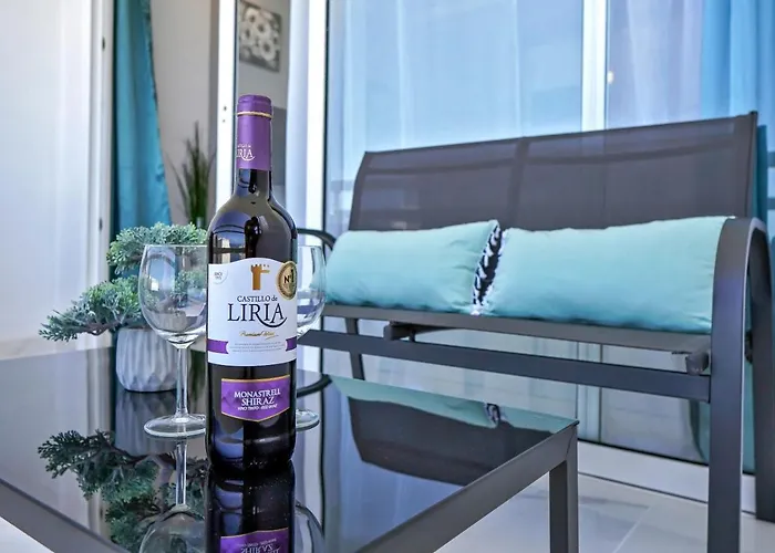 Modern With A Sea View And Pool Access Ponderosa 801 * Playa de las Americas (Tenerife)