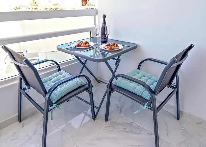 Modern With A Sea View And Pool Access Ponderosa 801